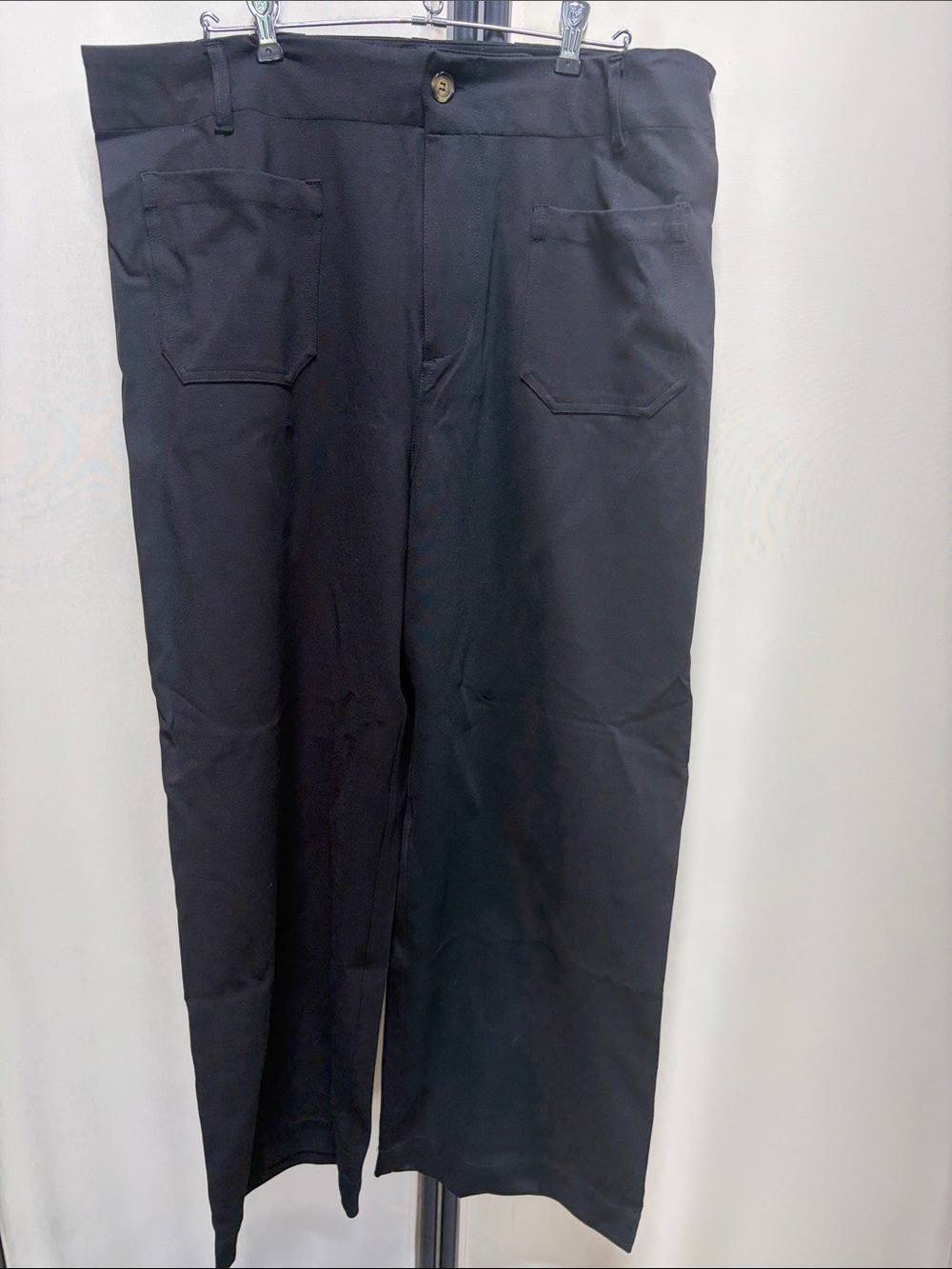 Gibson Latimer Black Wide-Leg Trousers with Front Patch Pockets
